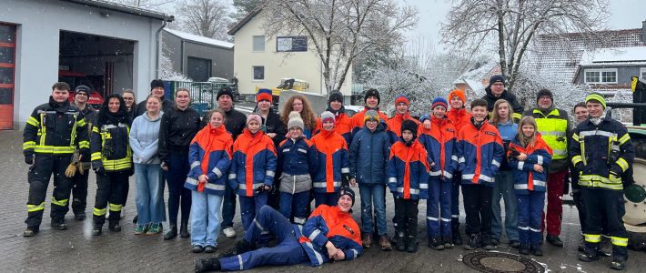Weihnachtsbaum-Einsammelaktion 2026 der Jugendfeuerwehr Hünfelden-Kirberg Weihnachtsbaum-Einsammelaktion 2026 der Jugendfeuerwehr Hünfelden-Kirberg